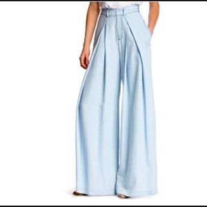 Kiind Of High-Waist Wide-Leg Chambray Pants.